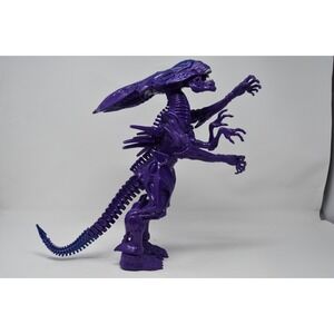 Xenomorph Purple Alien Queen 12" Poseable Figurine 2019 Lanard Action Figure